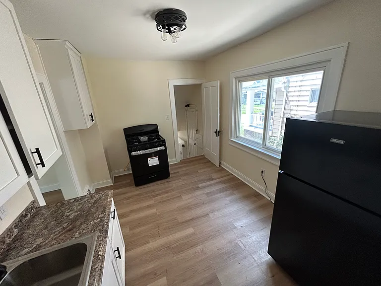 13625 Cranwood Dr — Photo 4