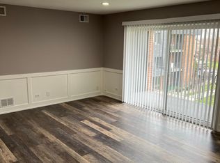9200 W 140th St #3, Orland Park, IL 60462