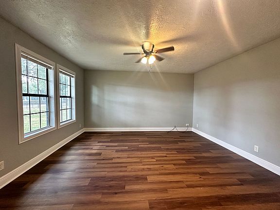 5th image of 2517 Oak Park Blvd