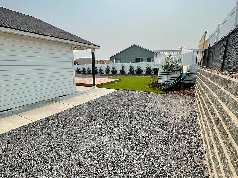 1325 W Bonneville St — Photo 19