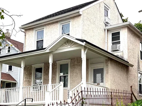 262 N Hanover St, Pottstown, PA 19464