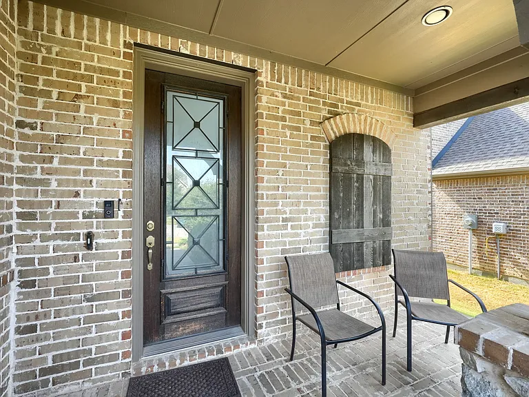 14175 Wheatfield Ln — Photo 3