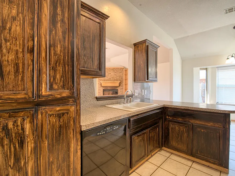 1220 Eastridge Dr — Photo 13