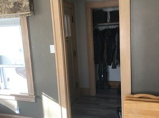 615 W Lawn Ave, Racine, WI 53405