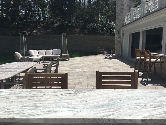 5th image of 9 Godfrey Ln