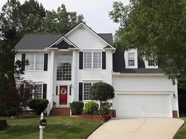 125 Streamview Dr, Cary, NC 27519