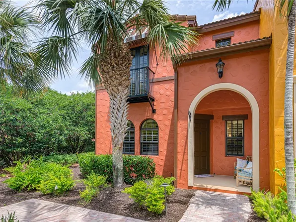 8975 Malibu St Unit 1305, Naples, FL 34113