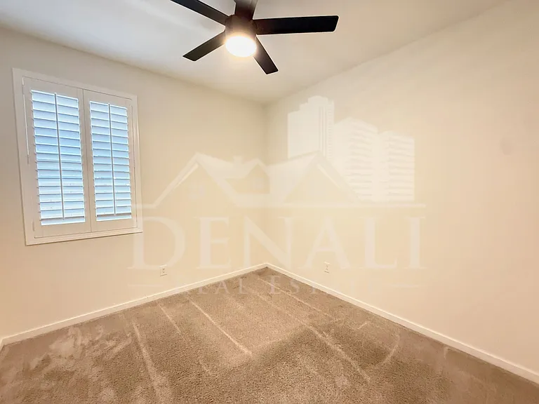4373 W Allen St — Photo 15