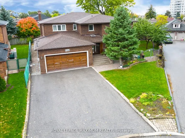 119 Glen Long Ave, Toronto, ON M6B 2M4