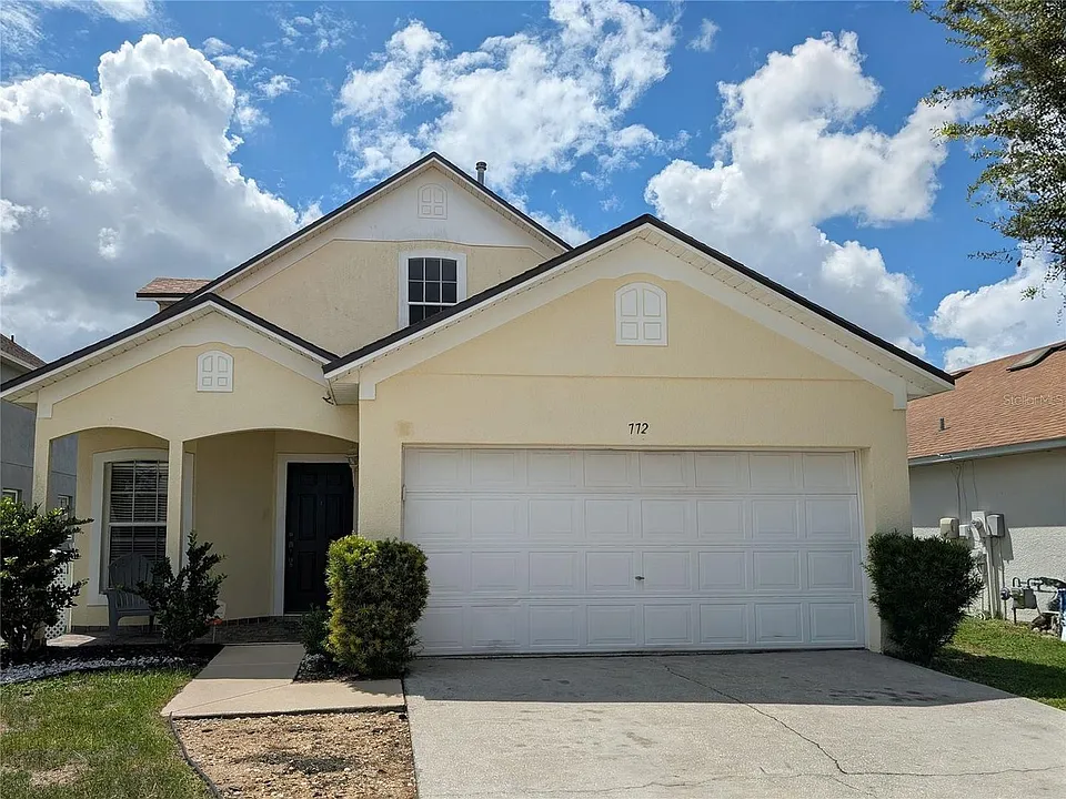 772 Sonja Cir