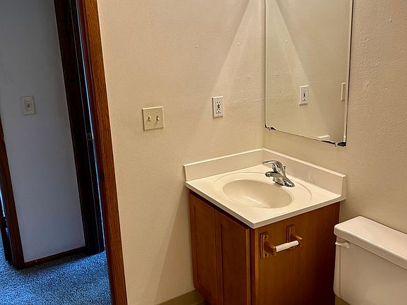 5th image of 383 N Dries St APT 205