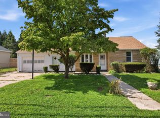56 Benson Ave, Hamilton, NJ 08610
