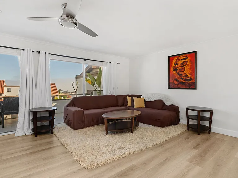 719 Calle Camisa — Photo 16