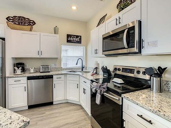5th image of 2240 Wyndham Palms Way