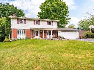 1953 Woodhaven Ln, Duluth, MN 55803