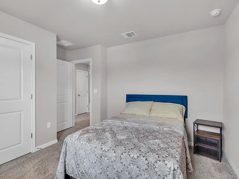 6401 Night Chinook Dr #1 — Photo 33