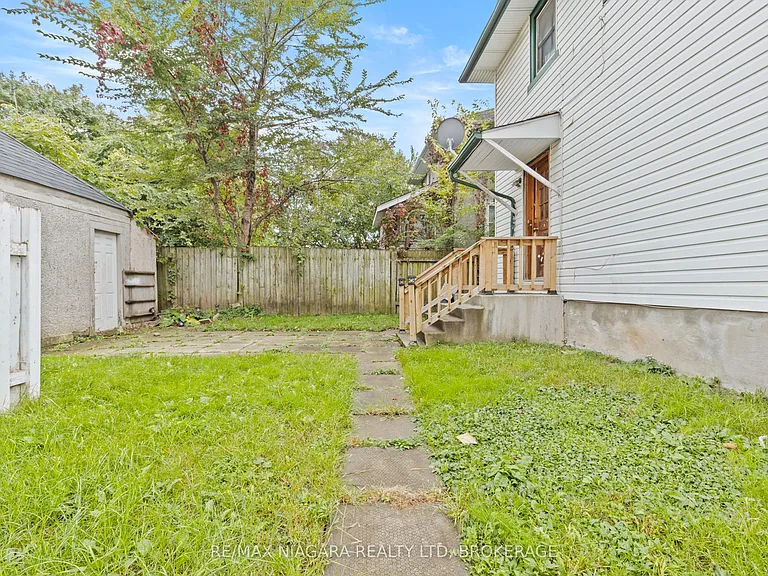 32 Page St — Photo 19