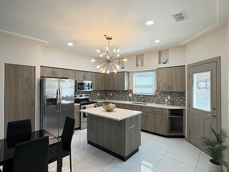 3302 S Sugar Rd #C — Photo 3
