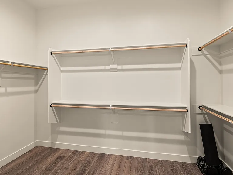 20 Crystal Sky Dr — Photo 32