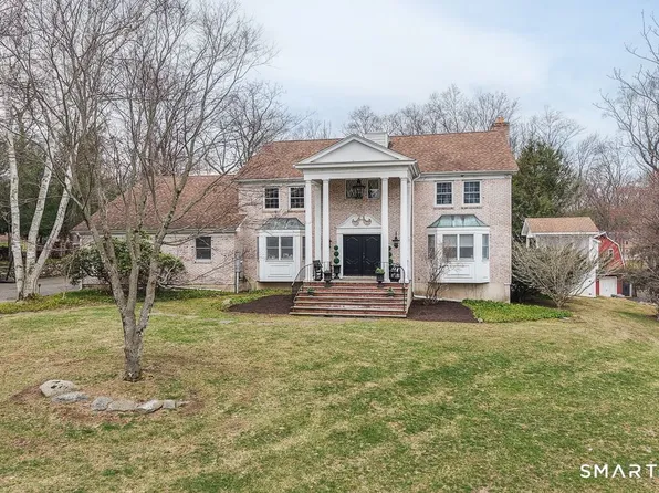 114 North Racebrook Road, Woodbridge, CT 06525