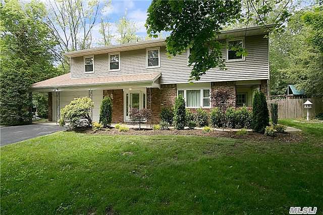 1st image of 24 Bruce Ln