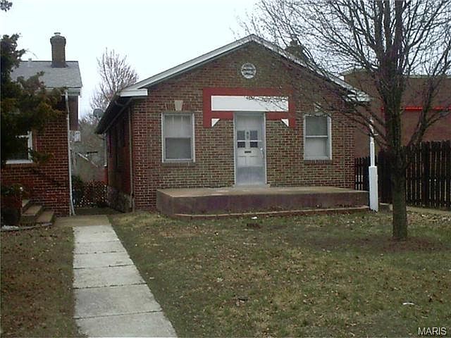 1st image of 4654 Loughborough Ave