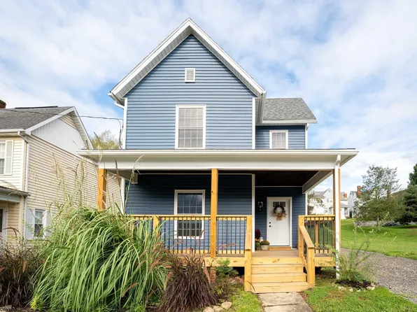 1037 Virginia Ave, Fairmont, WV 26554