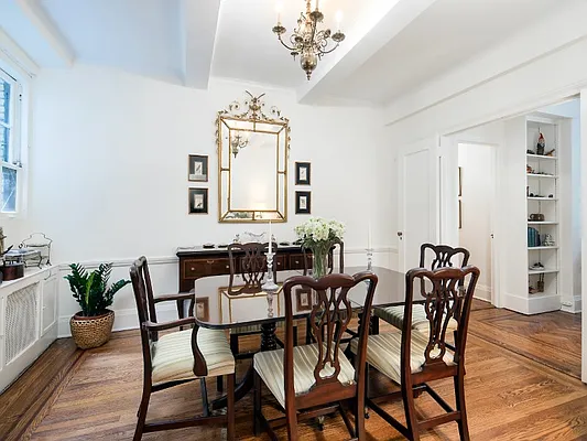 Sold by Sotheby's International Realty | media 3