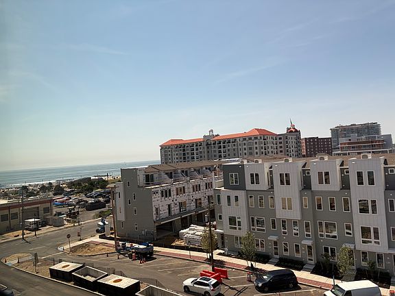 3rd image of 1700 Webb St APT 5E