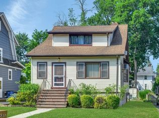 725 Prospect St, Maplewood Twp., NJ 07040
