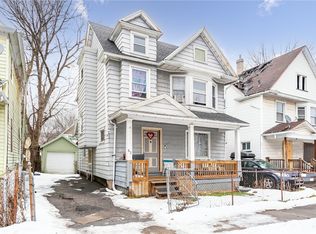 82 Roycroft Dr, Rochester, NY 14621