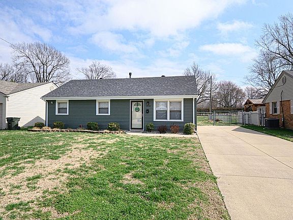 2nd image of 3739 Kipling Dr