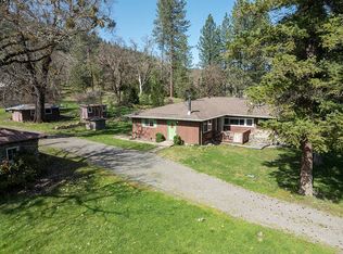 3136 Foots Creek Rd, Gold Hill, OR 97525