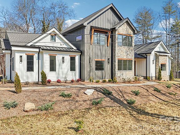 3rd image of 272 Glazener Rd