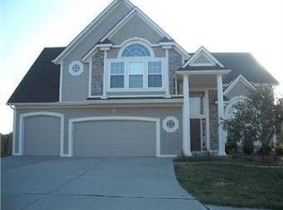 2000 SW Kline Ave, Lees Summit, MO 64082