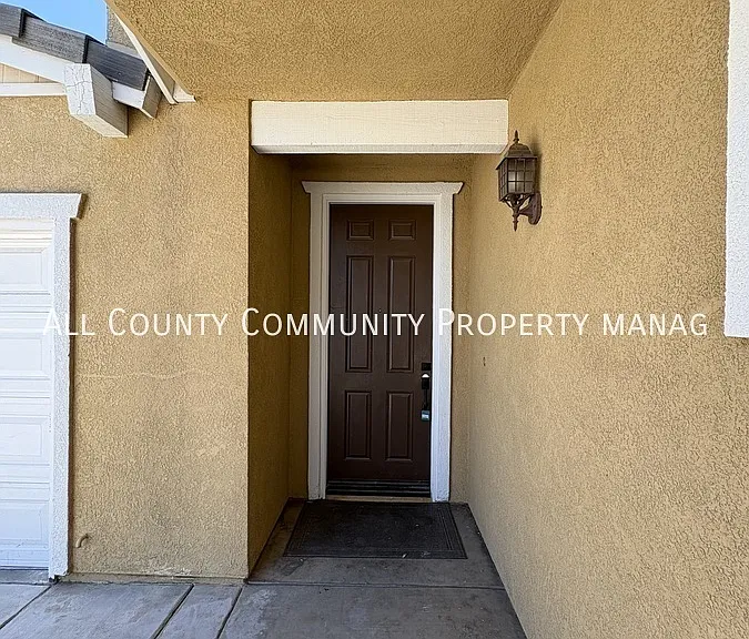 3931 Palmetto Haven Ct — Photo 4