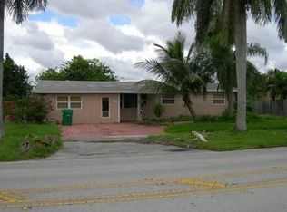 9225 SW 48th St, Miami, FL 33165