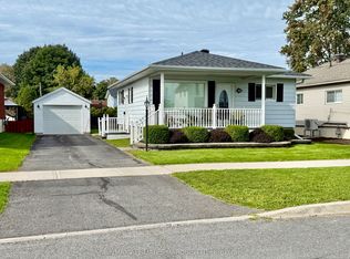 1330 Aubin Ave, Cornwall, ON K6J 4R8
