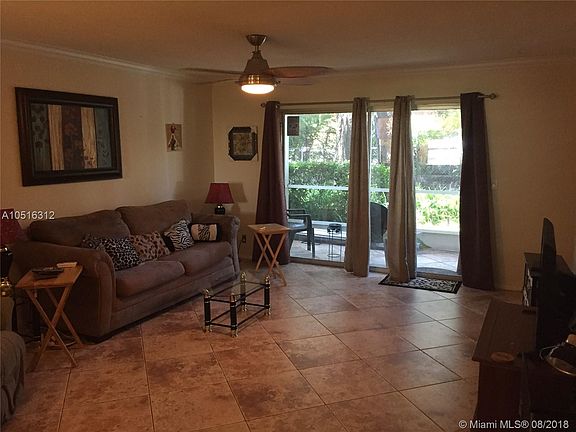 2nd image of 5790 Stirling Rd APT 103