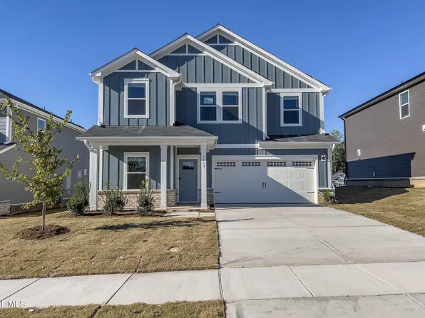 2413 Rosewood Bluff Dr, Zebulon, NC 27597