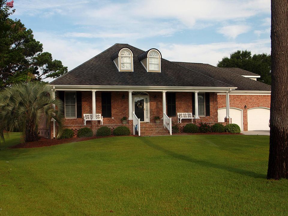 1st image of 260 Yacht Club Dr