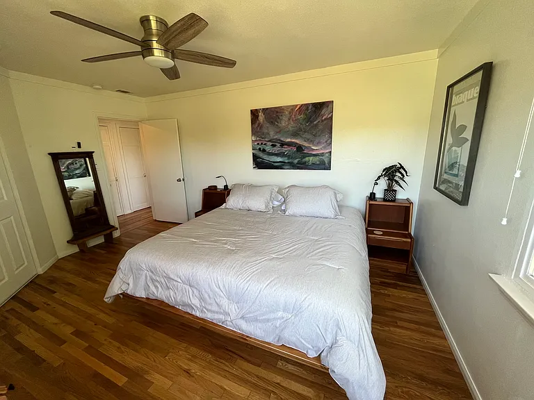 968 Corte Maria Ave — Photo 24