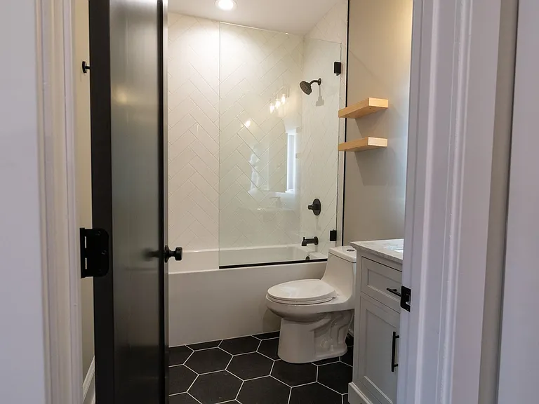 4747 N Beacon St #2N — Photo 35