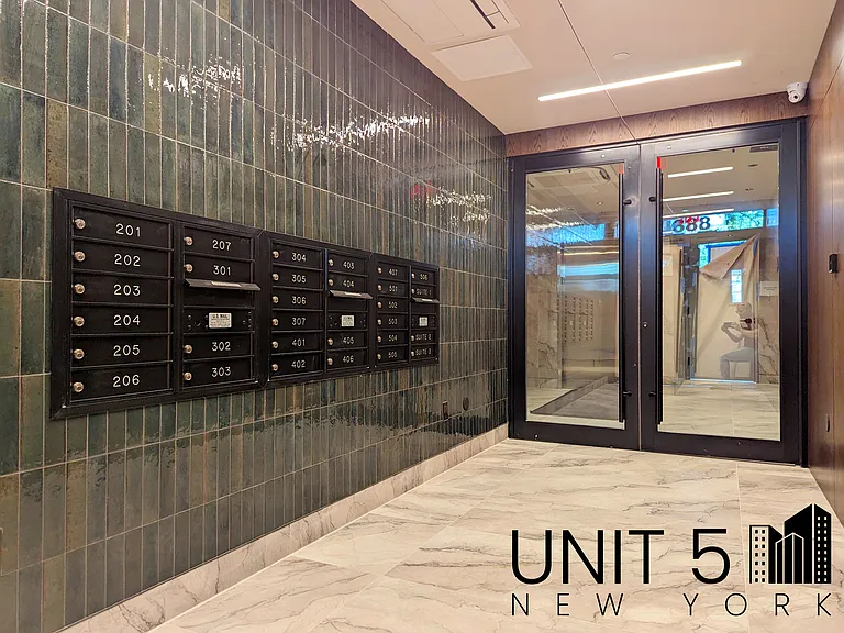388 Vernon Ave #204 — Photo 11
