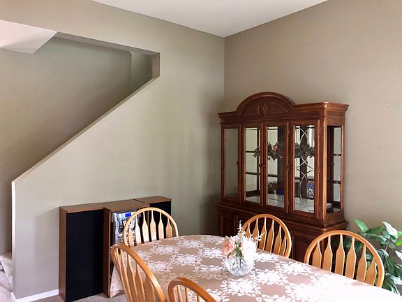 2nd image of 1518 66th St SE