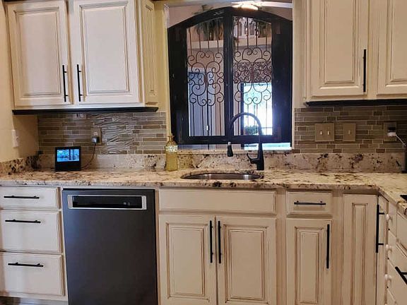 3rd image of 1660 James Cir