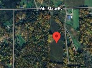 1443 Old State Rd, Waterford, PA 16441