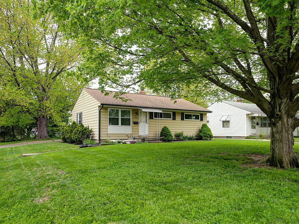 1st image of 1070 Lenore Ave
