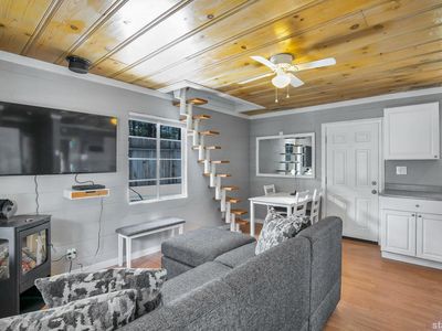 3749 Larch Ave, South Lake Tahoe, CA, 96150