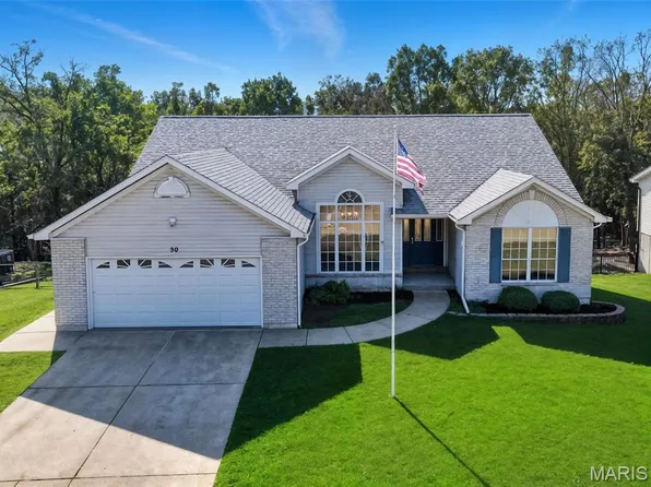 30 Adventura Dr, Festus, MO 63028